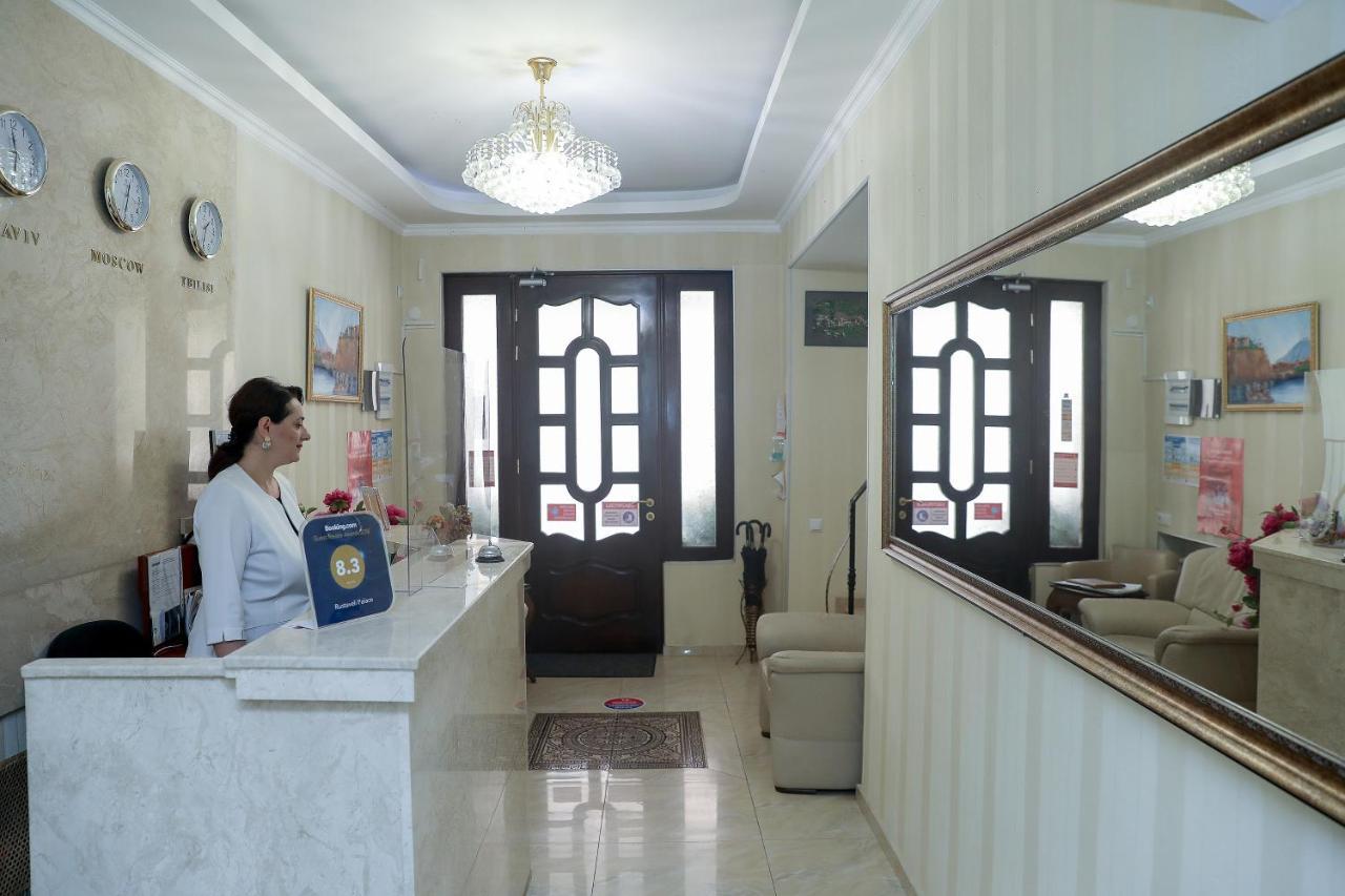 Rustaveli Palace Tbilisi Esterno foto